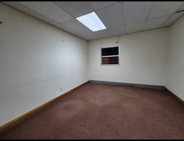 642M² WAREHOUSE TO LET IN RANDJESPARK